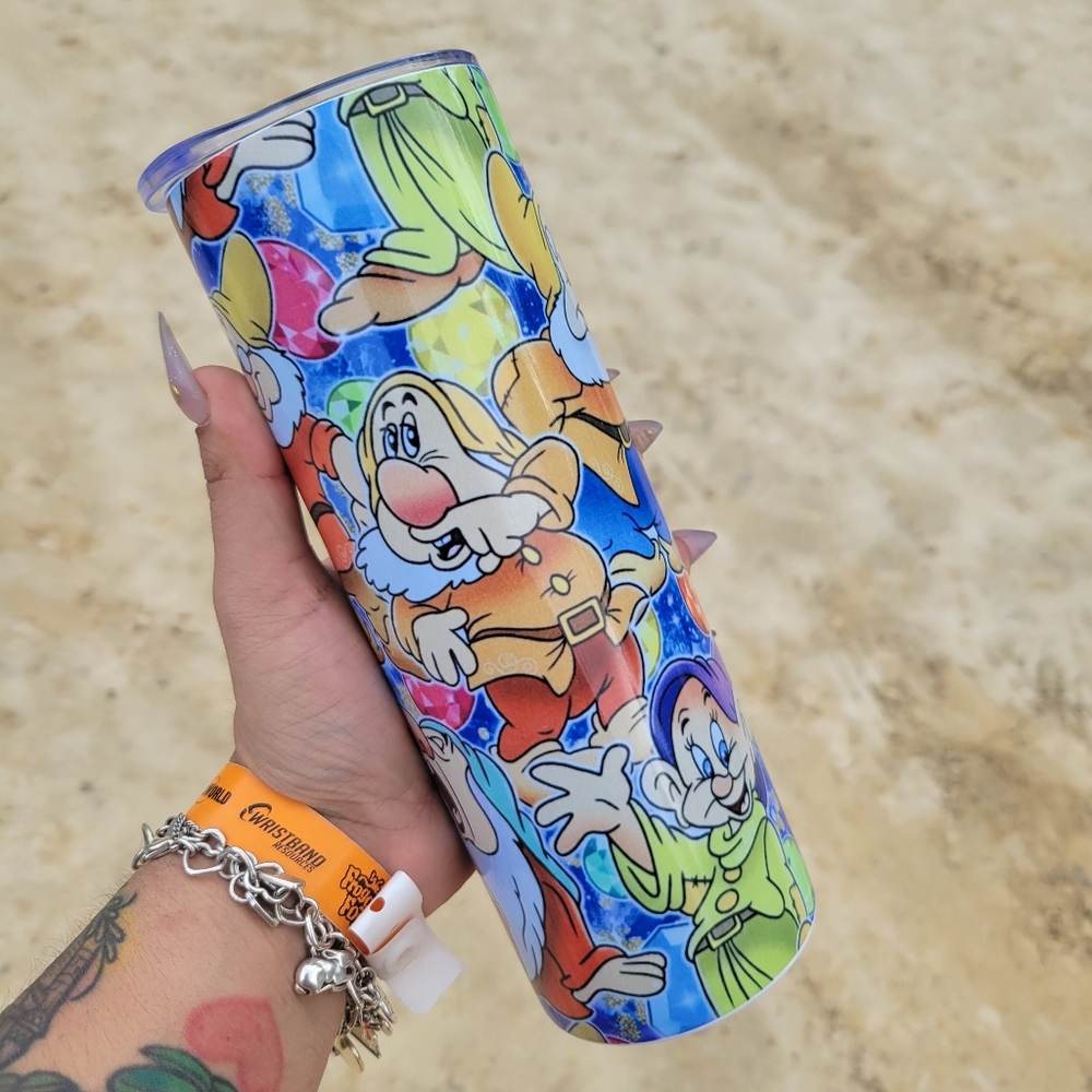 Snow white tumbler